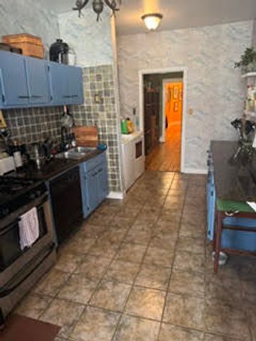 5330 S Hyde Park Boulevard 1S, Chicago, IL 60615