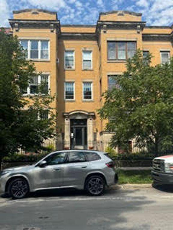 5330 S Hyde Park Boulevard 1S, Chicago, IL 60615
