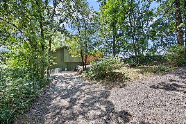 1317 Skyline Drive, Russellville, AR 72802