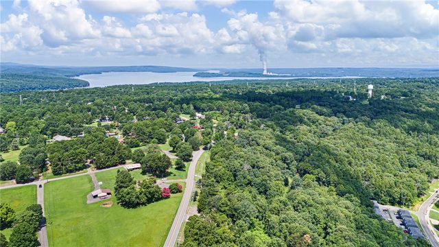 1317 Skyline Drive, Russellville, AR 72802