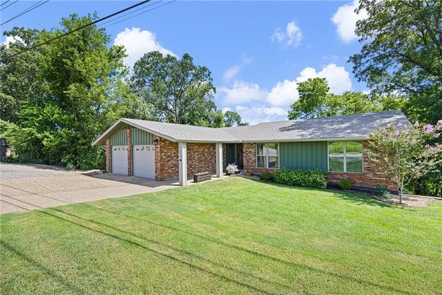 1317 Skyline Drive, Russellville, AR 72802