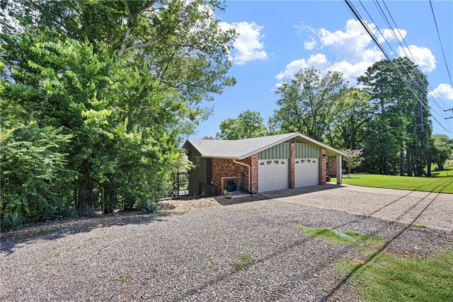 1317 Skyline Drive, Russellville, AR 72802