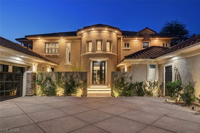 10736 Penhurst Way, Las Vegas, NV 89135