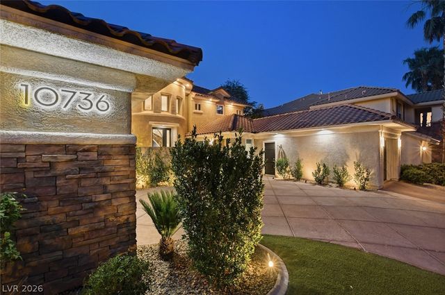 10736 Penhurst Way, Las Vegas, NV 89135