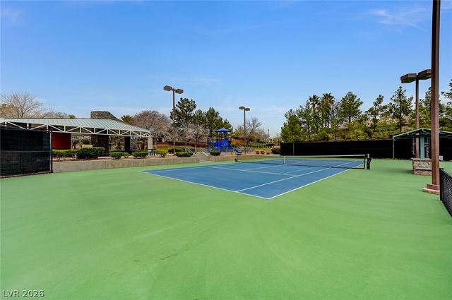 10736 Penhurst Way, Las Vegas, NV 89135