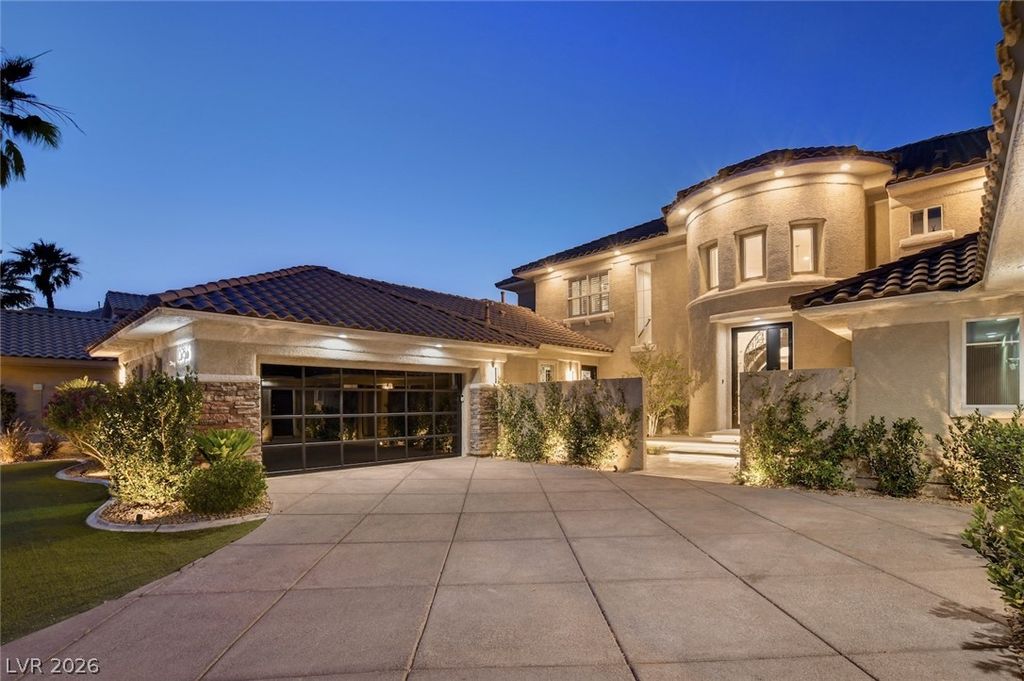 10736 Penhurst Way, Las Vegas, NV 89135 — photo 4