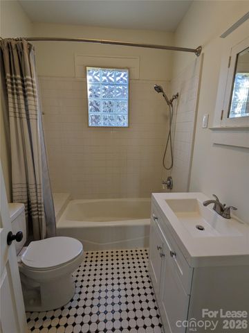 1324 Thomas Avenue, Charlotte, NC 28205