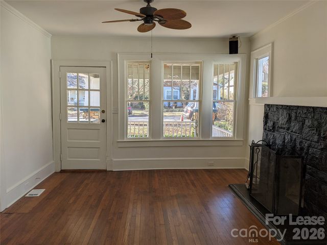 1324 Thomas Avenue, Charlotte, NC 28205