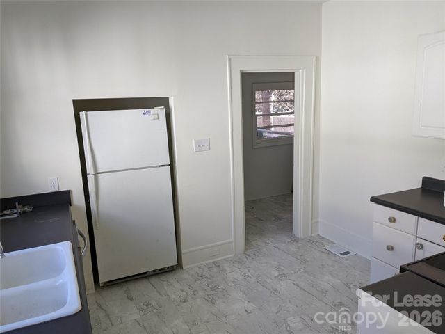 1324 Thomas Avenue, Charlotte, NC 28205