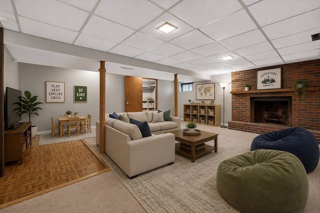 38 Paulson Drive, Burlington, MA 01803