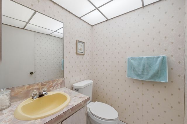 519 Burgundy K, Delray Beach, FL 33484