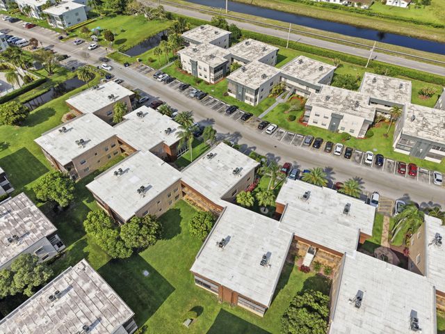 519 Burgundy K, Delray Beach, FL 33484