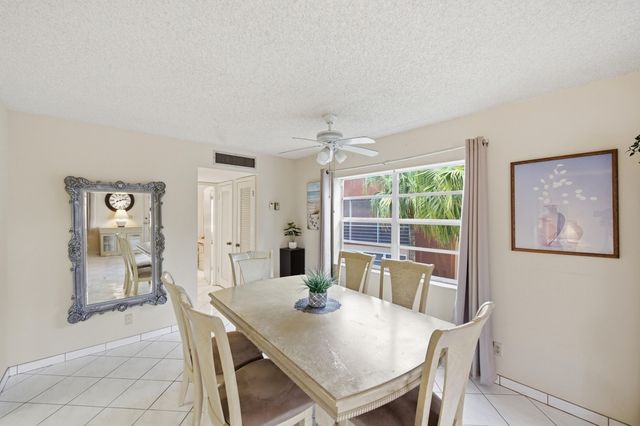 519 Burgundy K, Delray Beach, FL 33484