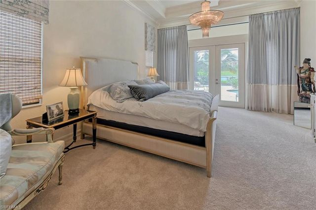 9683 Lipari CT, Naples, FL 34113