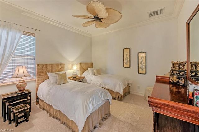 9683 Lipari CT, Naples, FL 34113
