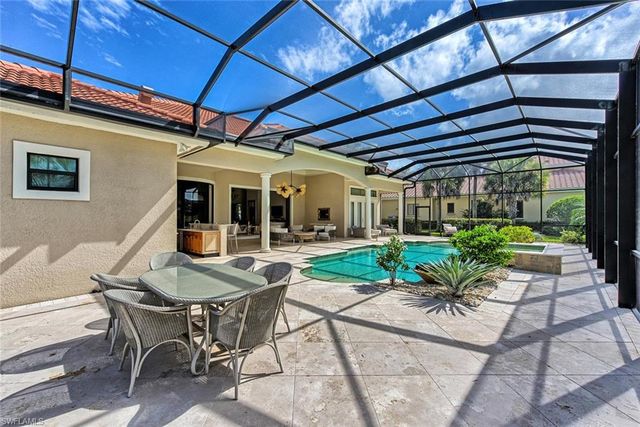 9683 Lipari CT, Naples, FL 34113