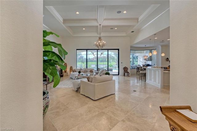 9683 Lipari CT, Naples, FL 34113