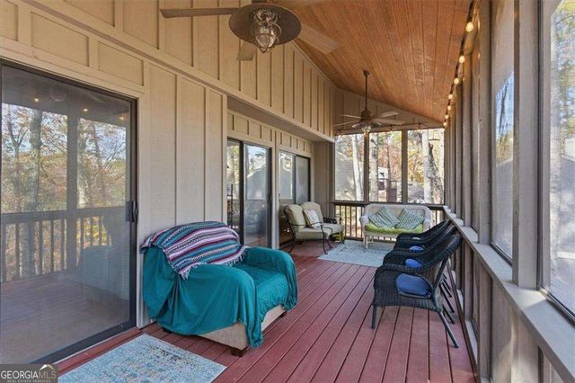 106 Lake Cottages Court, Waleska, GA 30183