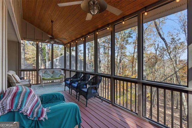 106 Lake Cottages Court, Waleska, GA 30183