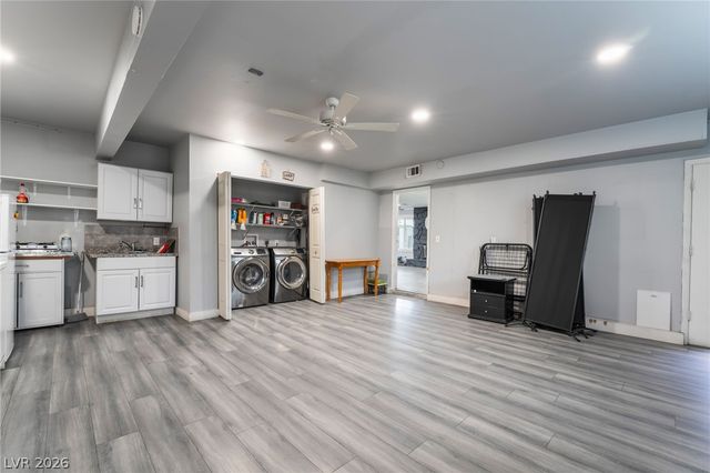 3400 Sioux Way, Las Vegas, NV 89169