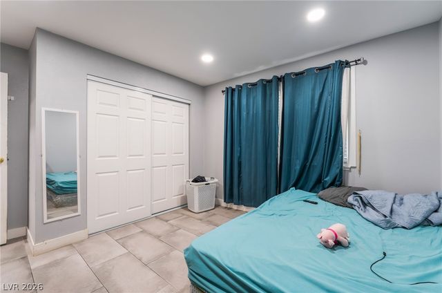 3400 Sioux Way, Las Vegas, NV 89169