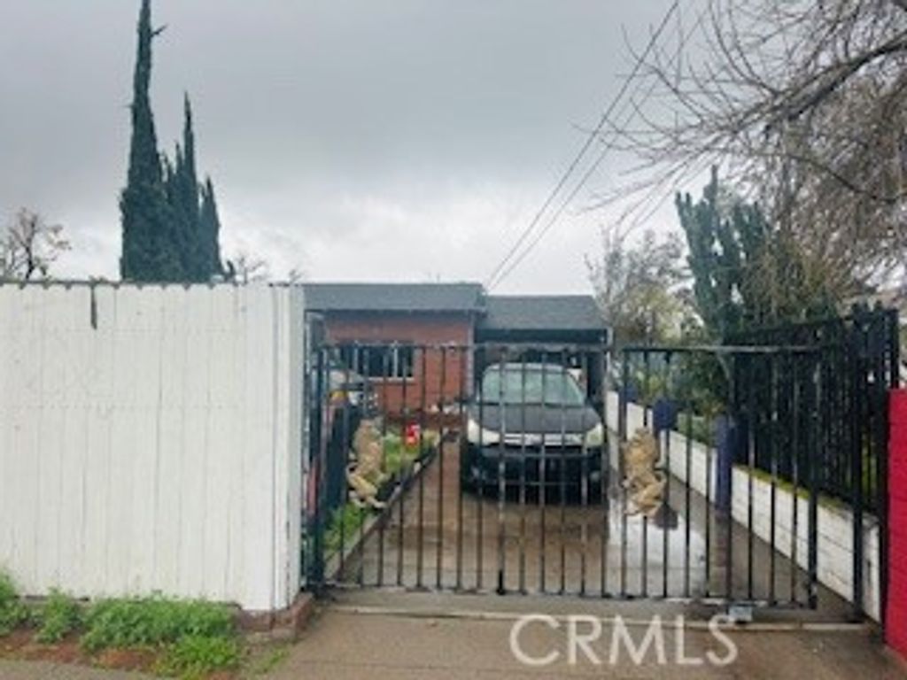 4255 N 3rd, San Bernardino, CA 92407