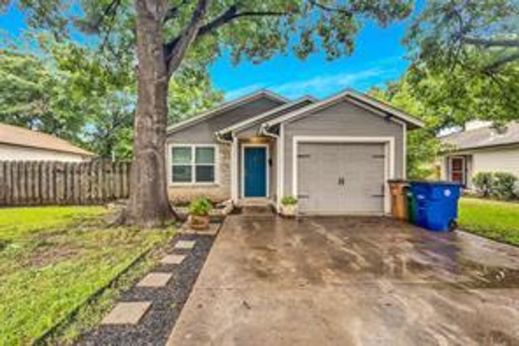 9721 Holly Springs DR, Austin, TX 78748