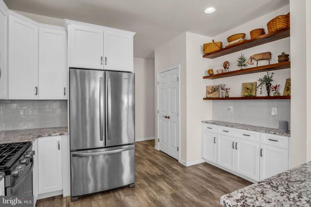 614 REPUBLIC WAY, Mechanicsburg, PA 17050