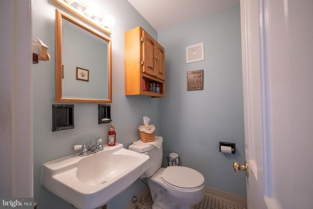 1848 RIDGELAWN AVE, Bethlehem, PA 18018