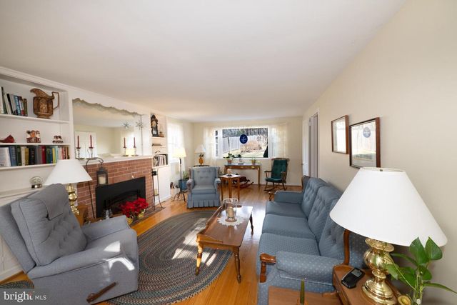 1848 RIDGELAWN AVE, Bethlehem, PA 18018