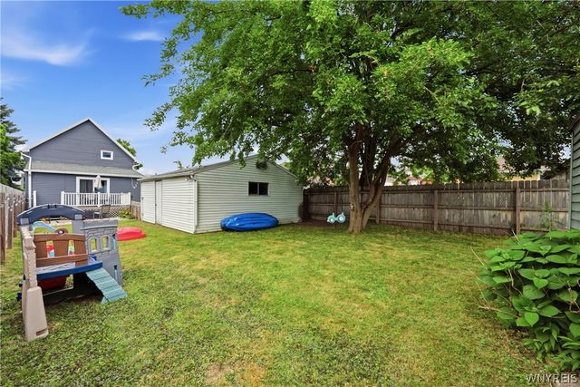 25 Michael Place, Lackawanna, NY 14218