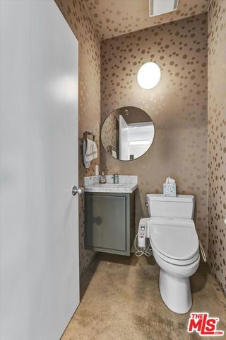 1 Spinnaker Street 2, Marina Del Rey, CA 90292