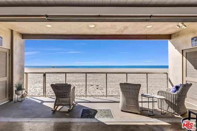 1 Spinnaker Street 2, Marina Del Rey, CA 90292