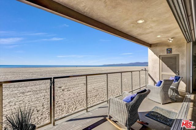 1 Spinnaker Street 2, Marina Del Rey, CA 90292