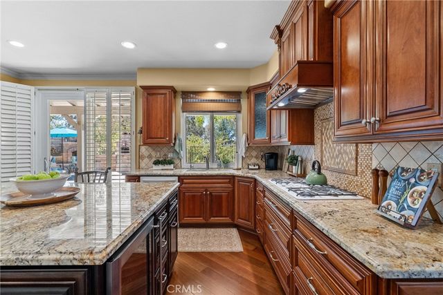 23258 Savory, Valencia, CA 91354