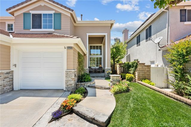 23258 Savory, Valencia, CA 91354