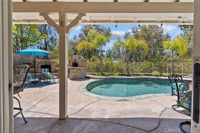 23258 Savory, Valencia, CA 91354