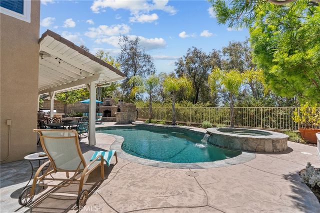 23258 Savory, Valencia, CA 91354