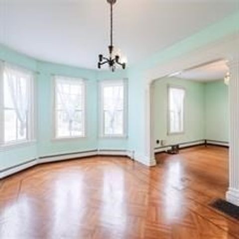 61 Whitmarsh Street, Providence, RI 02907