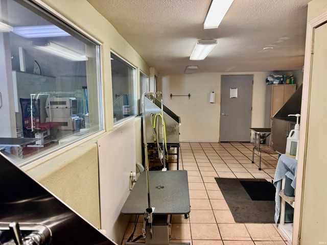 1227 E Bristol Street, Elkhart, IN 46514