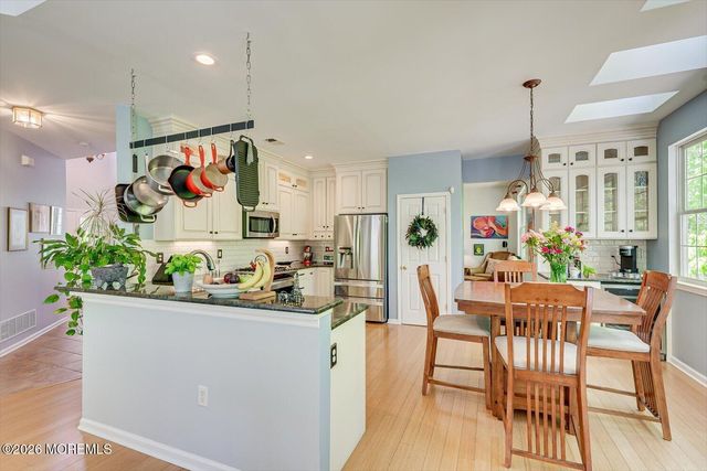 87 Queensbury Court, Morganville, NJ 07751