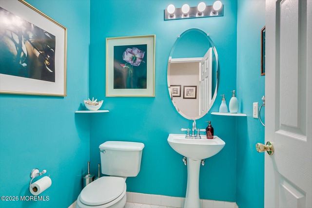 87 Queensbury Court, Morganville, NJ 07751