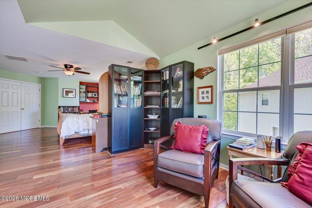 87 Queensbury Court, Morganville, NJ 07751