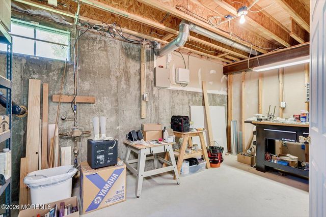 87 Queensbury Court, Morganville, NJ 07751