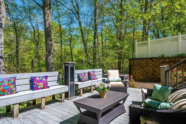 87 Queensbury Court, Morganville, NJ 07751