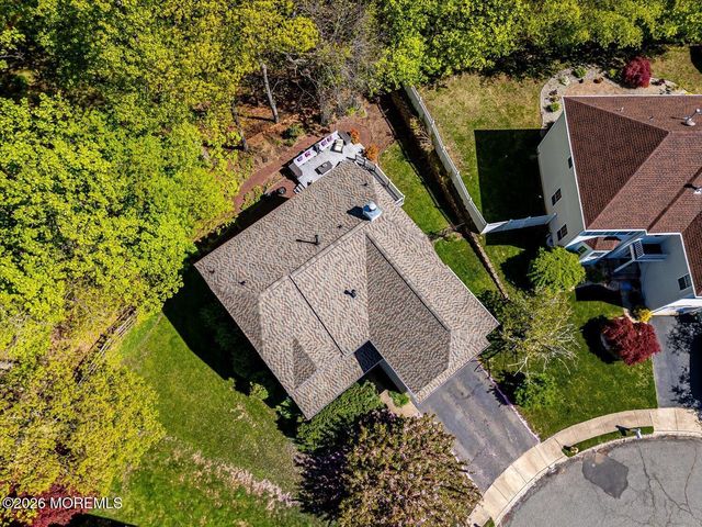 87 Queensbury Court, Morganville, NJ 07751
