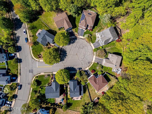 87 Queensbury Court, Morganville, NJ 07751