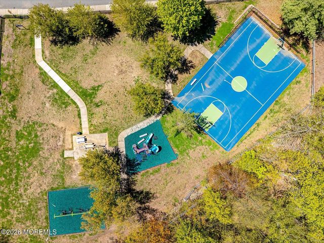 87 Queensbury Court, Morganville, NJ 07751
