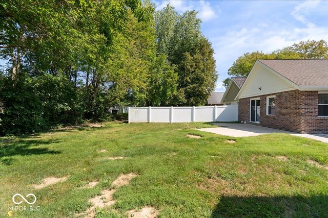 10712 Downing Street, Carmel, IN 46033