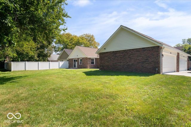 10712 Downing Street, Carmel, IN 46033